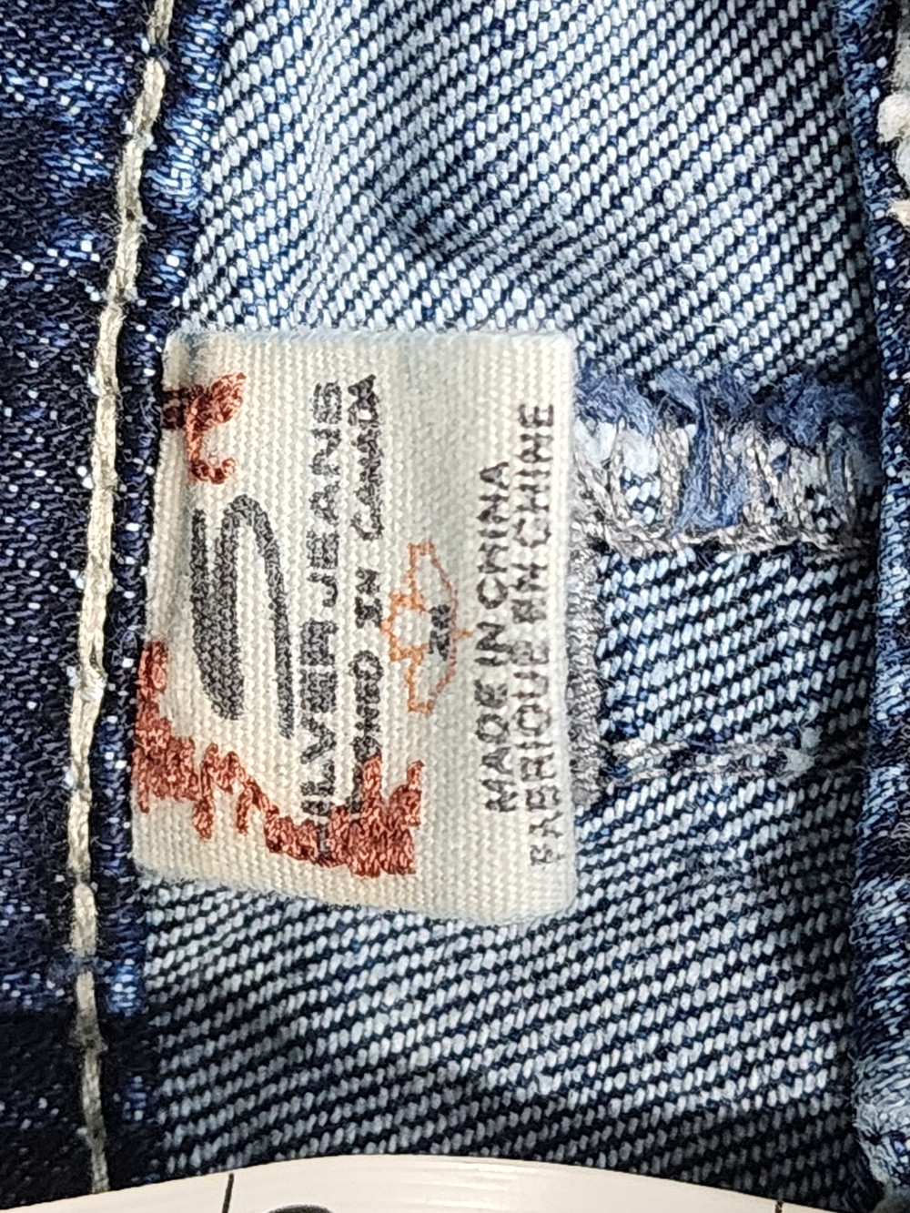 Silver Jeans Low Rise Blue Ankle-Length Jeans - Picture 5 of 11
